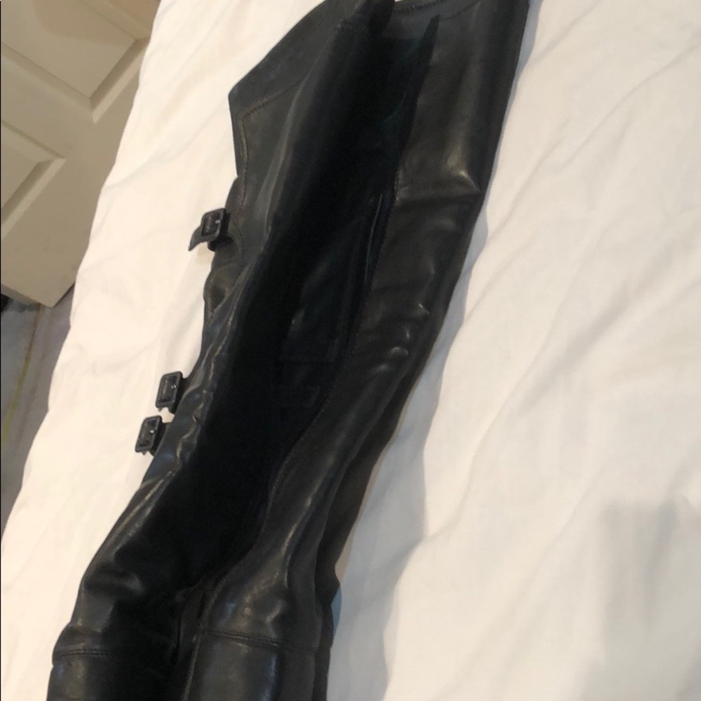 Boots - Picture 2 of 5